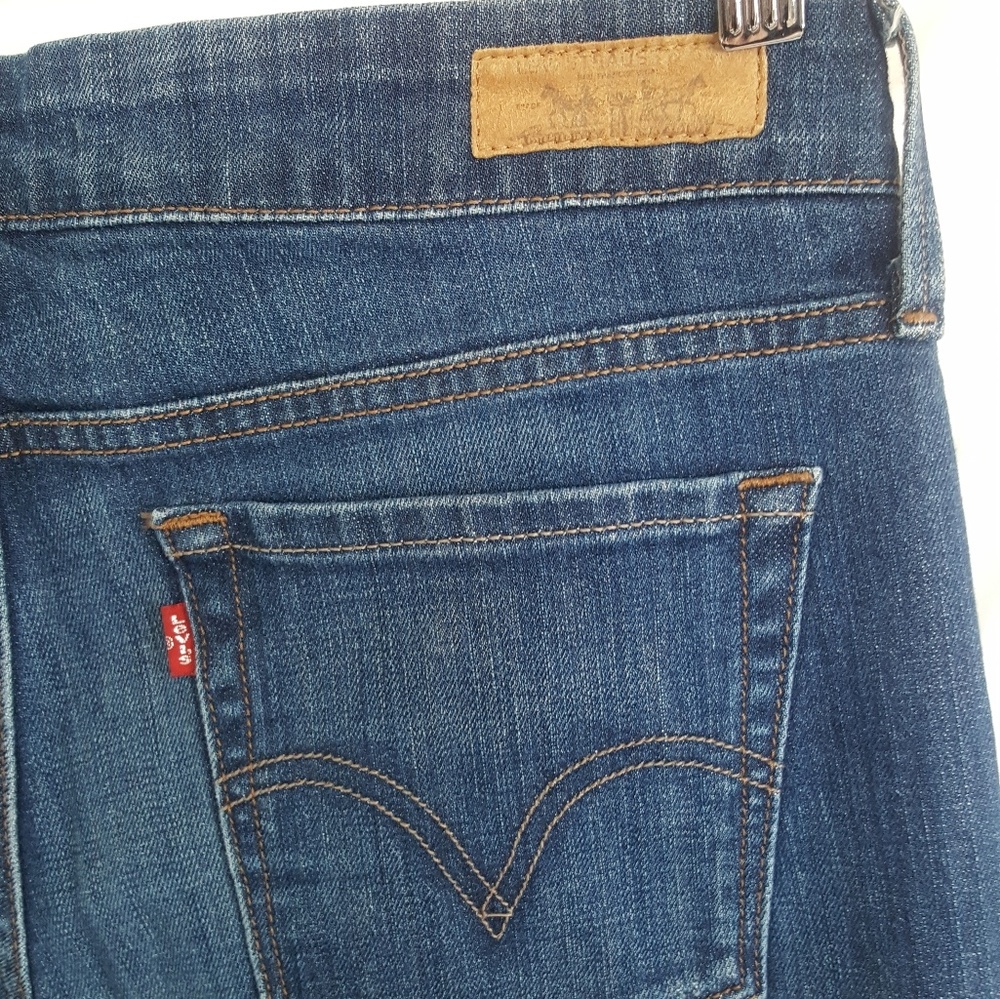 Levis 545 Skinny Leg.  Sz 10